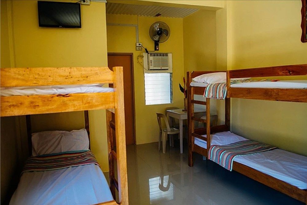 OYO 618 Las Residencias Bed And Breakfast Puerto Princesa Exterior foto